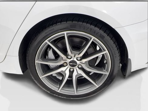 Used 2024 Genesis G70 2.5T AWD/4WD image 11