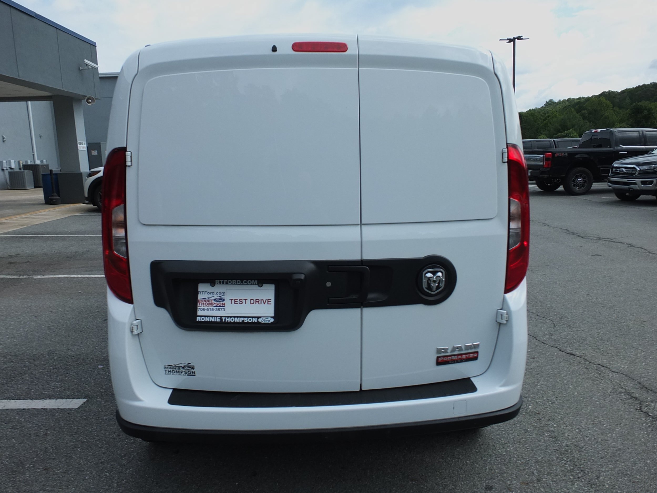 Used 2022 RAM ProMaster City Tradesman FWD image 4