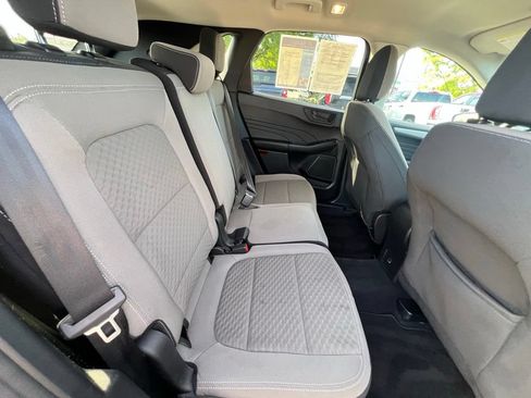 Used 2022 Ford Escape SE AWD/4WD image 24