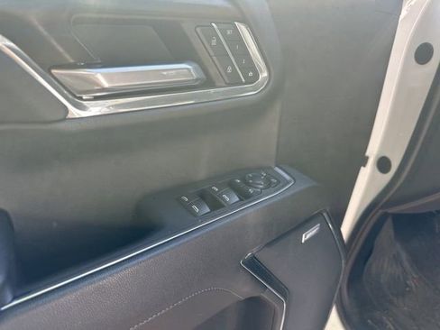 Used 2024 GMC Sierra 1500 SLT w/ SLT Premium Package AWD/4WD image 22