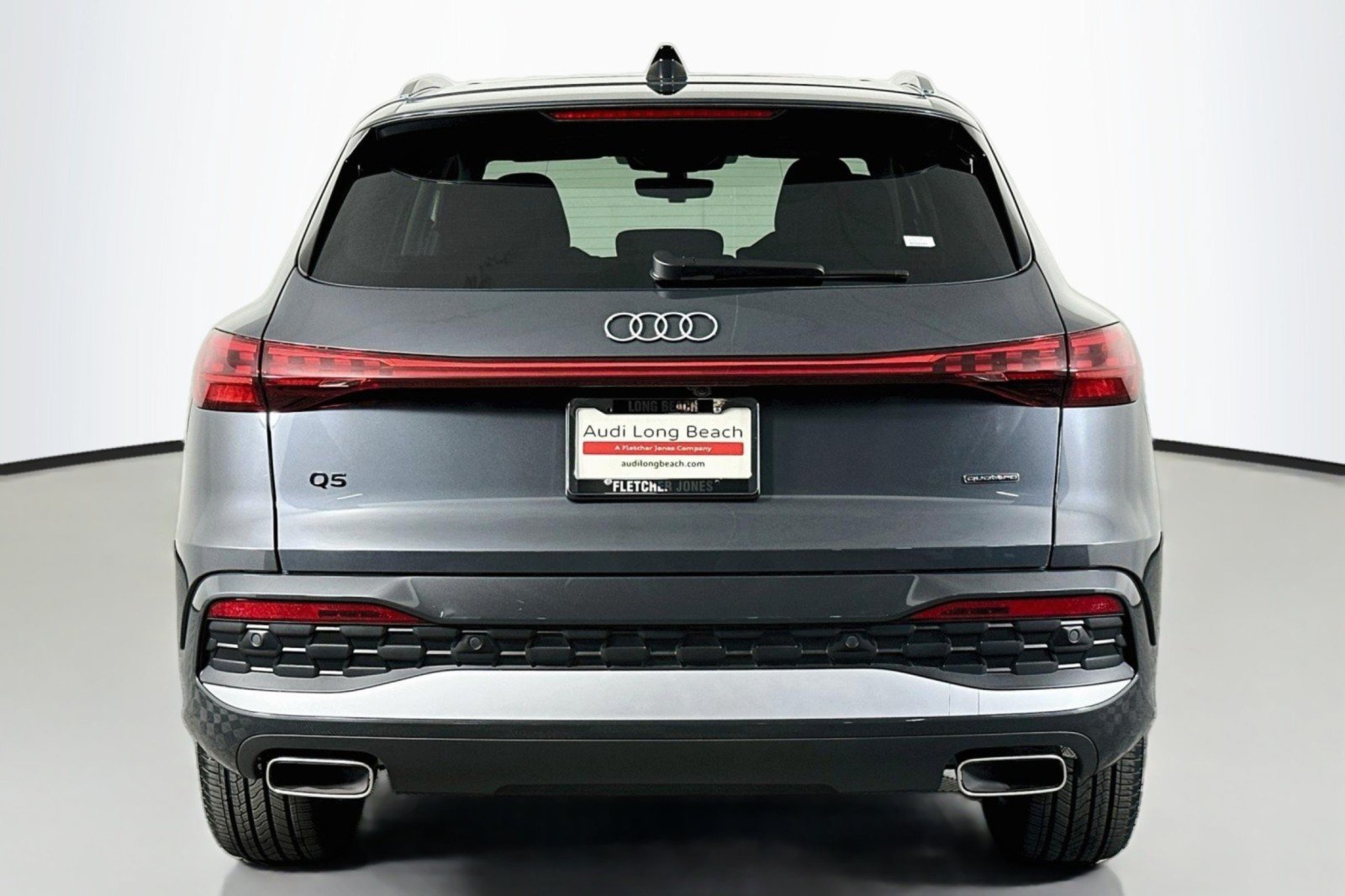 Used 2026 Audi Q5 Premium Plus w/ Premium Plus AWD/4WD image 3