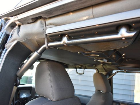 Used 2017 Jeep Wrangler Unlimited Sport w/ Quick Order Package 23S image 42