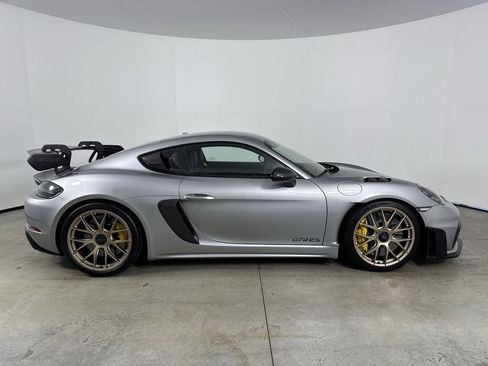 Used 2024 Porsche 718 Cayman GT4 RS RWD image 8