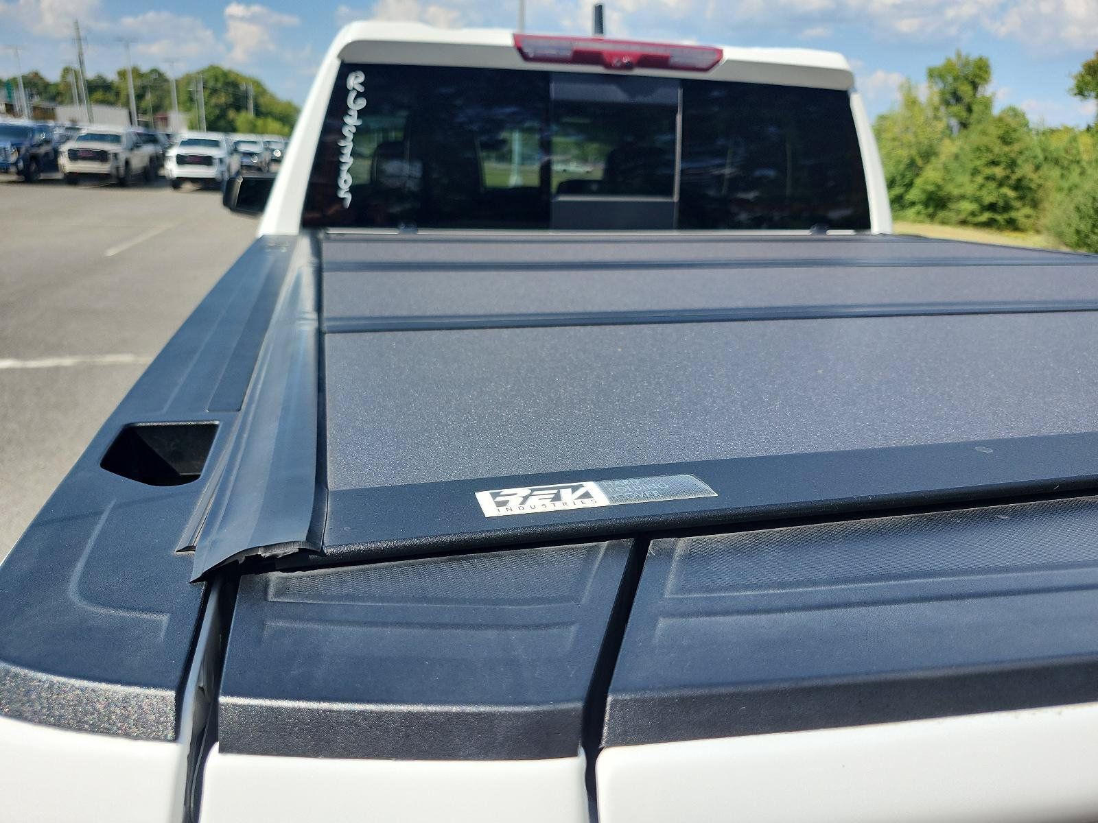 Used 2024 GMC Sierra 1500 AT4X AWD/4WD image 18