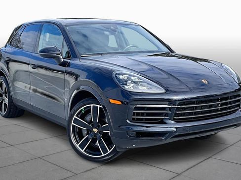 Used 2022 Porsche Cayenne S image 3