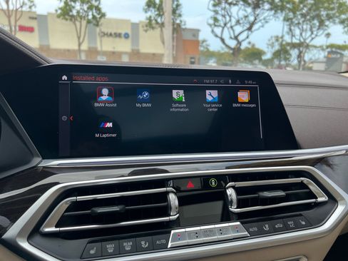 Used 2019 BMW X7 xDrive40i w/ Premium Package AWD/4WD image 26
