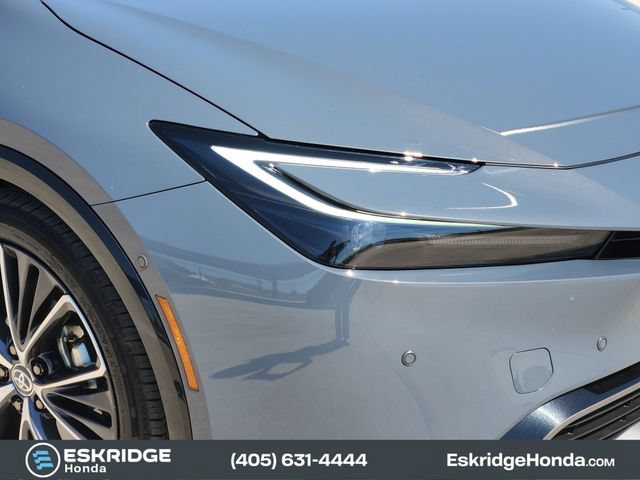 Used 2024 Toyota Prius Limited w/ Limited Premium Package FWD image 9