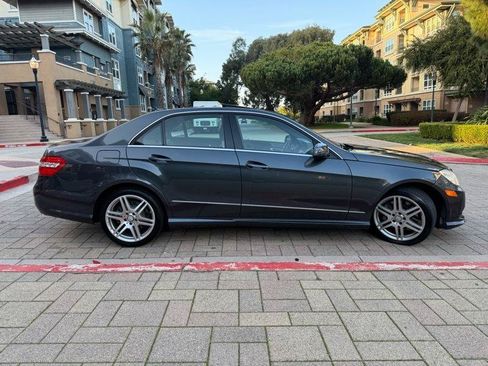 Used 2010 Mercedes-Benz E 550 Sedan image 13