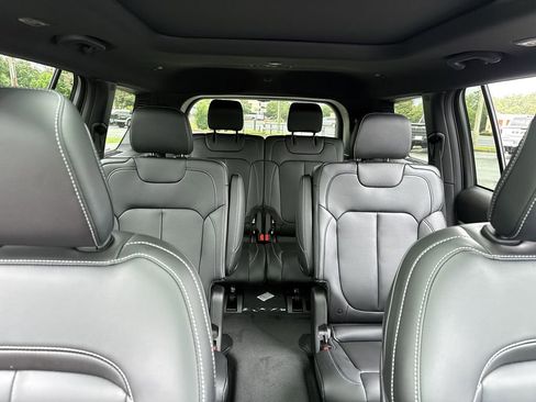 New 2026 Jeep Grand Cherokee L Limited RWD image 32
