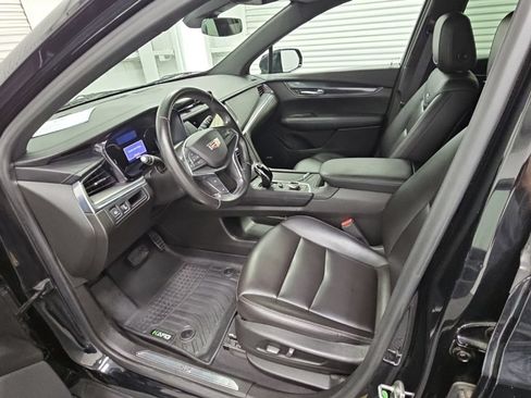 Used 2021 Cadillac XT5 Luxury FWD image 11
