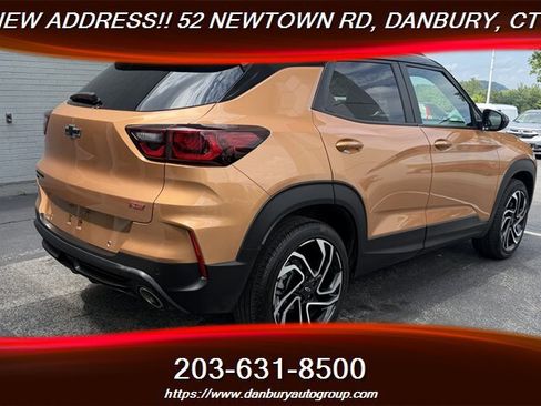 Used 2024 Chevrolet TrailBlazer RS w/ Convenience Package AWD/4WD image 5