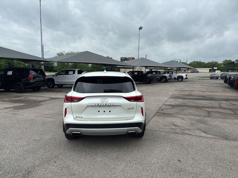 Used 2022 INFINITI QX50 Sensory image 6