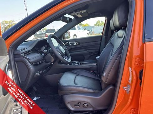 New 2026 Jeep Compass Limited image 3