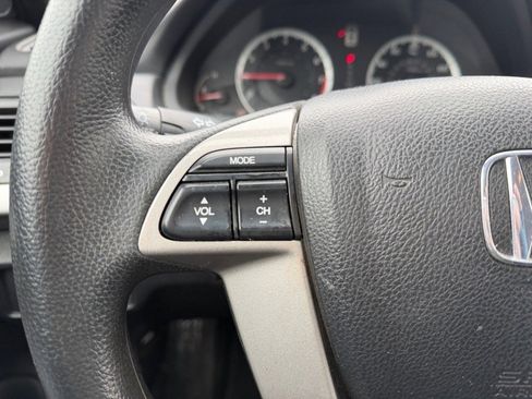 Used 2011 Honda Accord LX image 17