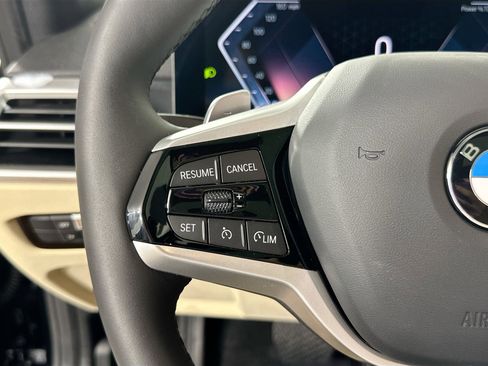 Used 2025 BMW 330i 330i w/ Convenience Package image 11