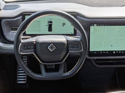 Used 2022 Rivian R1T Adventure image 30