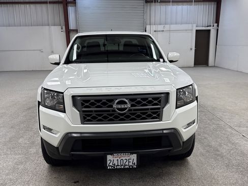 Used 2024 Nissan Frontier SV w/ SV Convenience Package image 34