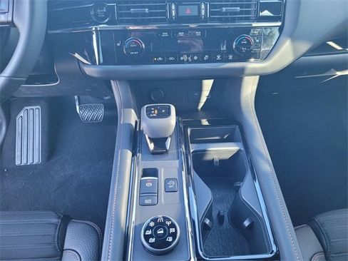 New 2025 Nissan Pathfinder Rock Creek image 10