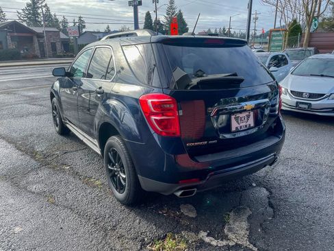 Used 2017 Chevrolet Equinox LT w/ Convenience Package AWD/4WD image 2