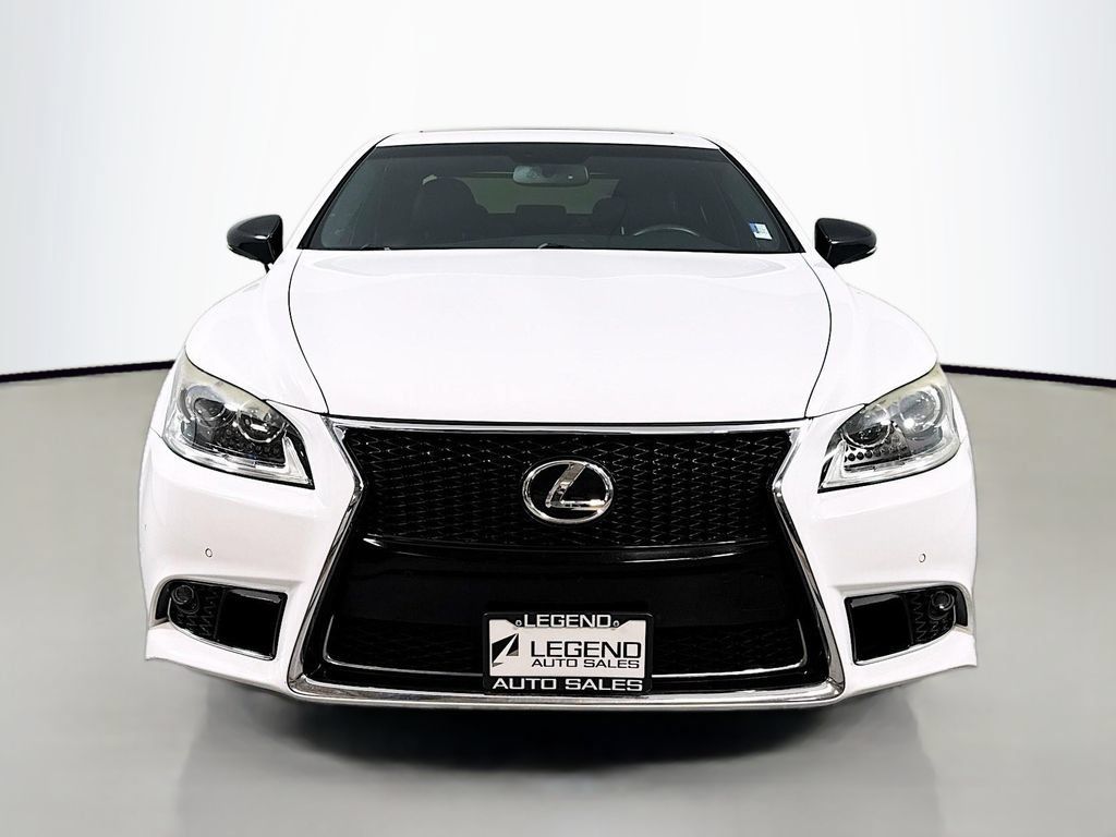 Used 2015 Lexus LS 460 RWD image 2