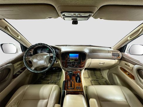 Used 1999 Toyota Land Cruiser image 17