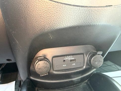 Used 2013 Kia Soul + w/ Audio Pkg FWD image 23