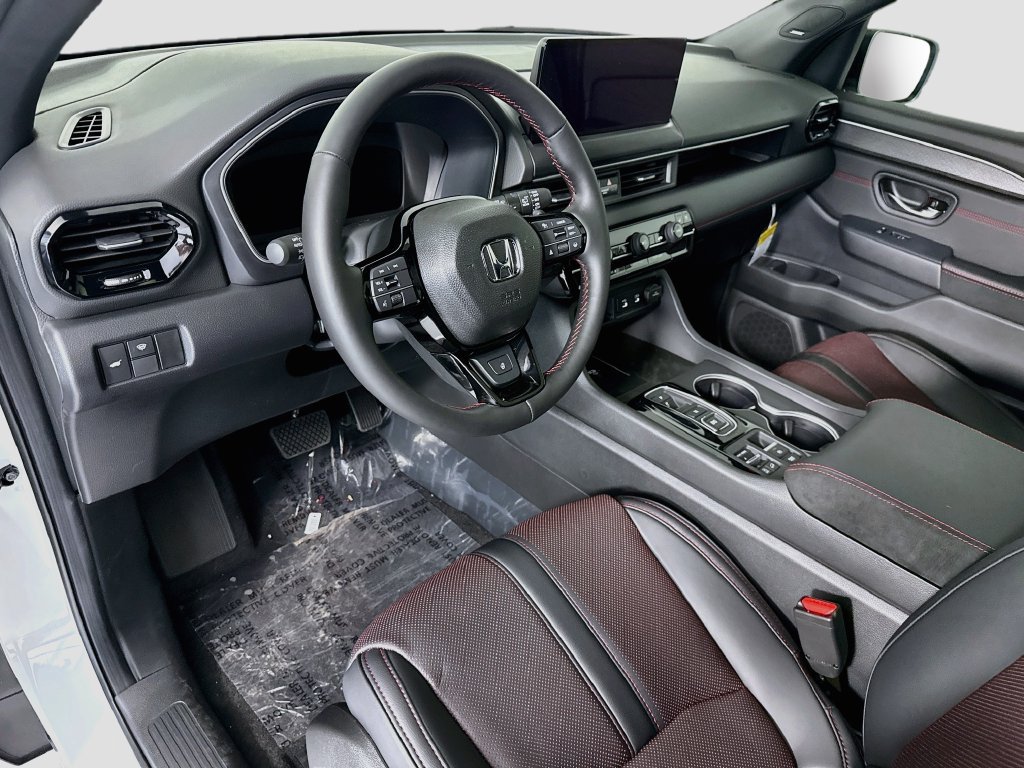 New 2026 Honda Pilot Black Edition image 9