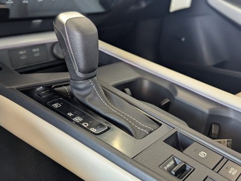 New 2026 Nissan Sentra SL w/ Floor Mat Package image 22