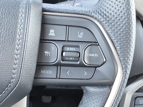 Used 2025 Toyota Tundra Limited image 41