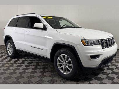 Used 2021 Jeep Grand Cherokee Laredo