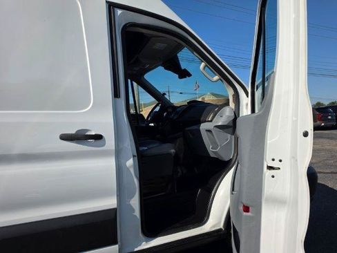 Used 2019 Ford Transit 250 148 High Roof Extended RWD image 30
