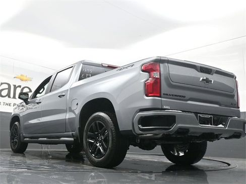 New 2026 Chevrolet Silverado 1500 RST w/ Dark Appearance Package image 5