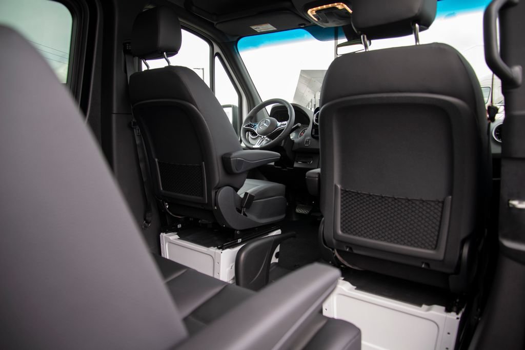 New 2026 Mercedes-Benz Sprinter 2500 image 21