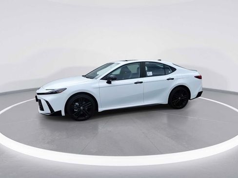 New 2026 Toyota Camry Hybrid AWD/4WD image 4