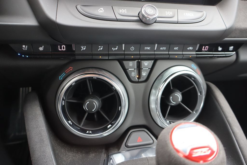 Used 2022 Chevrolet Camaro ZL1 RWD image 14