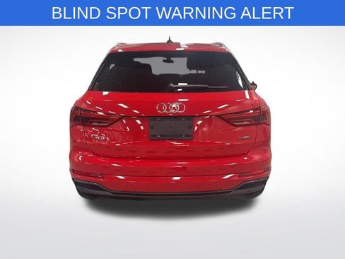 Used 2023 Audi Q3 2.0T Premium w/ Convenience Package image 13