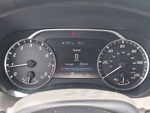 Certified 2024 Nissan Frontier SV RWD image 16