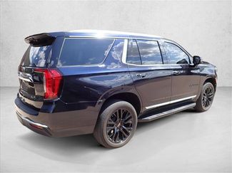 Used 2023 GMC Yukon SLT w/ SLT Premium Package AWD/4WD video 4