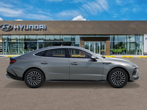 New 2026 Hyundai Sonata Limited image 7