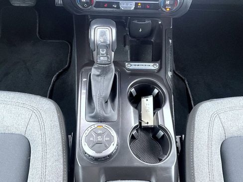 Used 2025 Ford Bronco Big Bend image 15