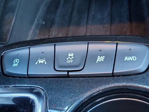 Used 2023 Chevrolet TrailBlazer RS w/ Sun and Liftgate Package image 29