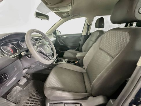 Used 2018 Volkswagen Tiguan S FWD image 13