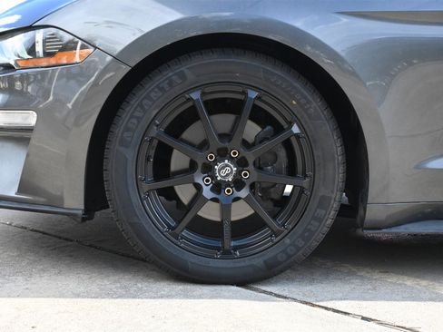 Used 2019 Ford Mustang Premium image 28