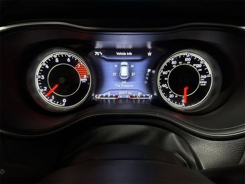 Used 2021 Jeep Cherokee Latitude Lux w/ Sun & Sound Group image 11