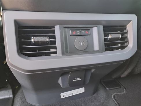 New 2026 Ford F250 Lariat w/ Black Appearance Package image 28