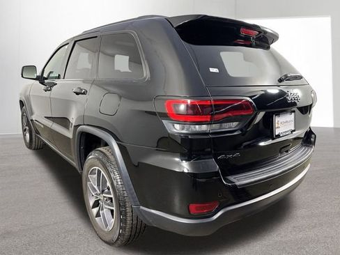 Used 2018 Jeep Grand Cherokee Limited w/ Luxury Group II image 31