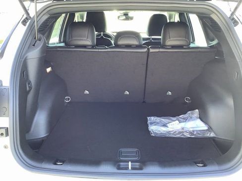 New 2026 Jeep Compass Limited image 28