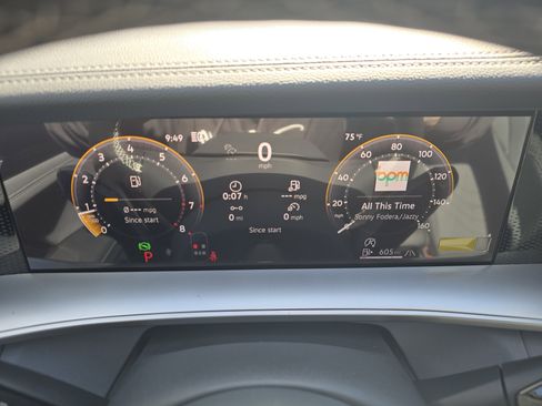 New 2026 Volkswagen Tiguan SE image 22