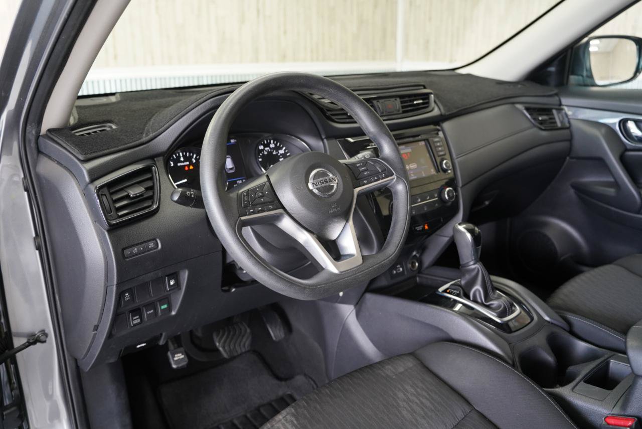 Used 2018 Nissan Rogue S AWD/4WD image 11