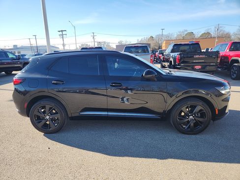 Used 2023 Buick Envision Essence w/ Sport Touring Package image 9